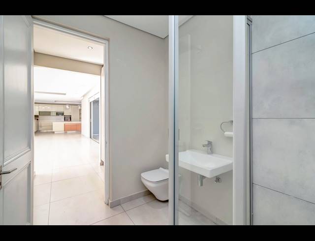 5 BEDROOM GATED ESTATE FOR SALE IN STEYN CITY